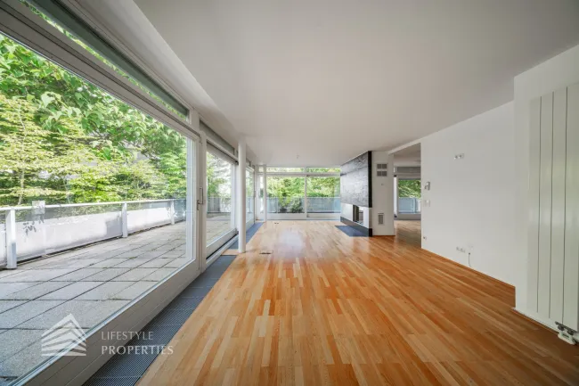 Wunderschöne 4 - Zimmer Wohnung mit Terrasse und 2 Balkonen - Bild