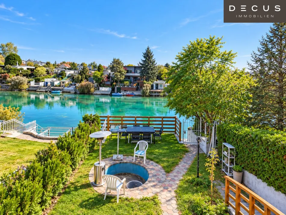EINFAMILIENHAUS DIREKT AM WASSER | EIGENGRUND | ca. 101 m² Fläche | Eigener Garten | Renovierungsbedürftig | Großes Potenzial - Bild