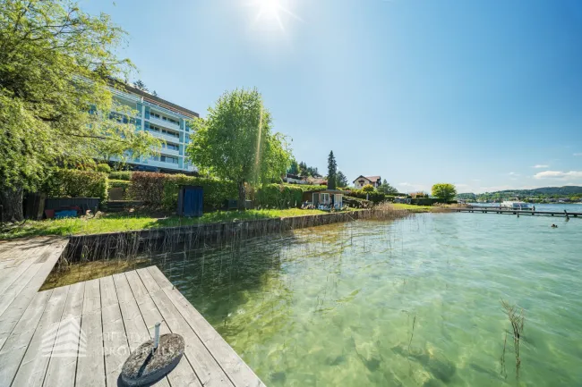 Exklusives Badeparadies am Wörthersee: Ihr privates Refugium mit Seezugang und Waldidylle - Bild