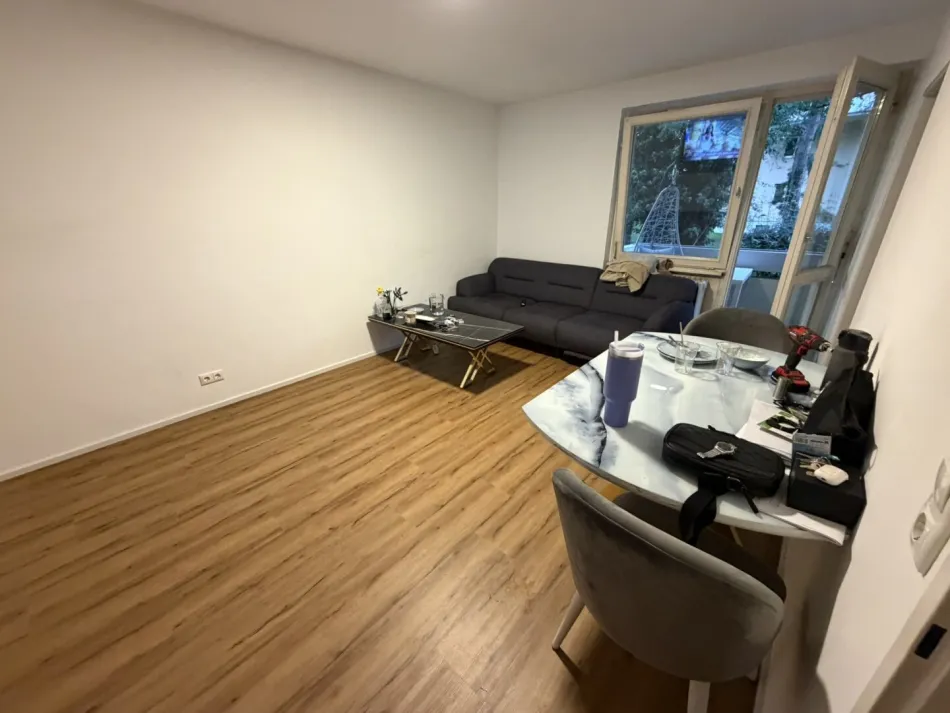 Gemütliche 2-Zimmer-Wohnung mit Balkon in Salzburg - Bild