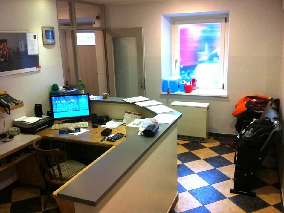 Büro im Wohn- und Geschäftshaus in Saalfelden - Bild