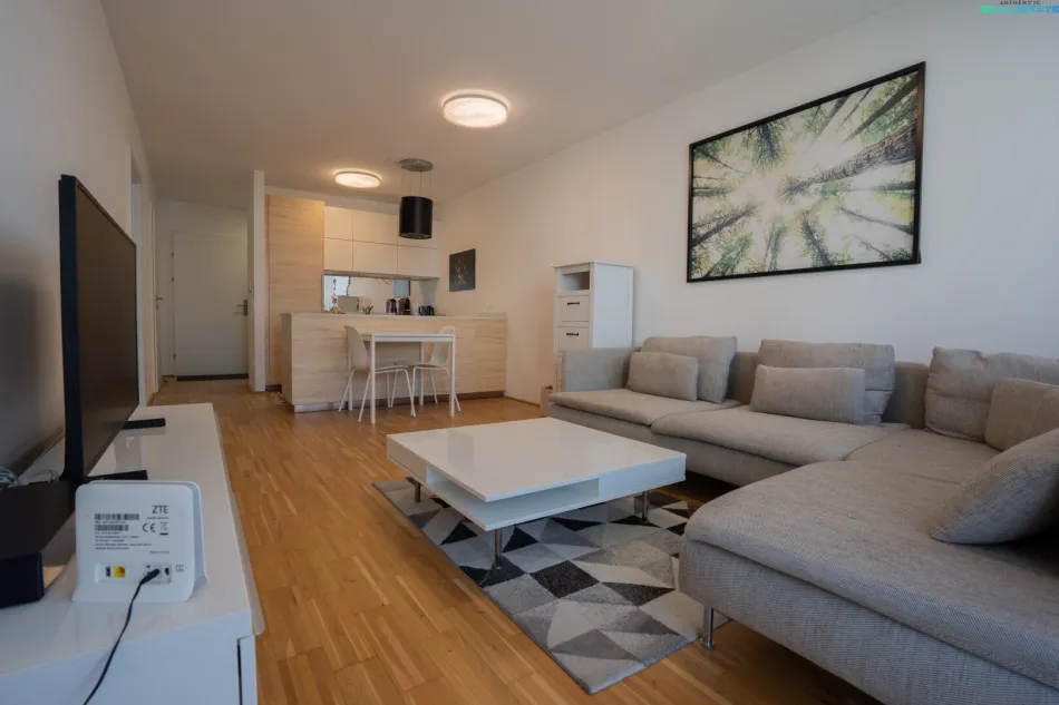 UNVERMIETETE ANLEGERWOHNUNG MIT SÜD-WESTBALKON | RUND 4 % RENDITEPOTENZIAL | NEUBAU MIT LIFT - Bild