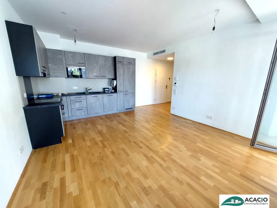 gut geschnittene 2-Zimmer-Wohnung mit großer Terrasse in bester Lage Tullns - zentral - Ruhelage - Titelbild