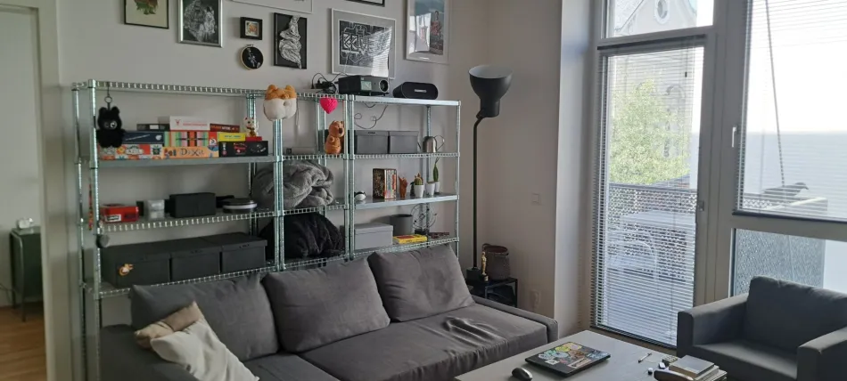 Moderne 2-Zi-Wohnung mit Balkon und Parkplatz in Linz, neuwertig! - Bild