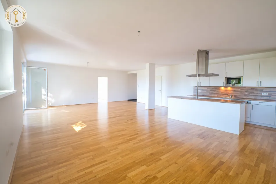 Familienfreundlich wohnen: 4 Zimmer, große Südwestterrasse und Garten - Bild