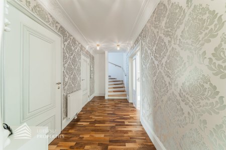 Großzügiges Einfamilienhaus mit schönem Garten, Nähe Alte Donau