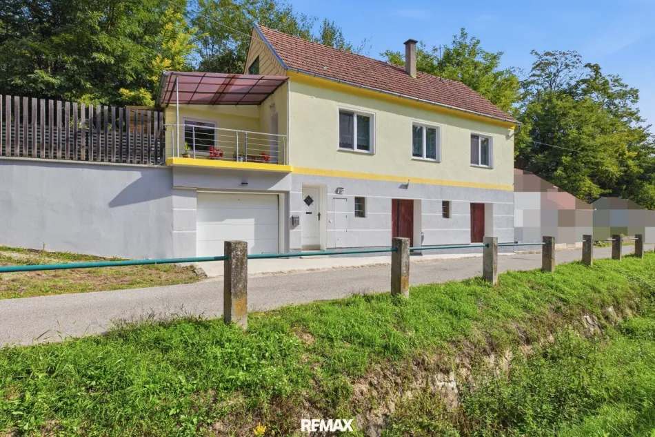Wohnen und Wein im Weinviertel – Ihr neues Zuhause mit idyllischem Grünblick in Oberstockstal - Titelbild