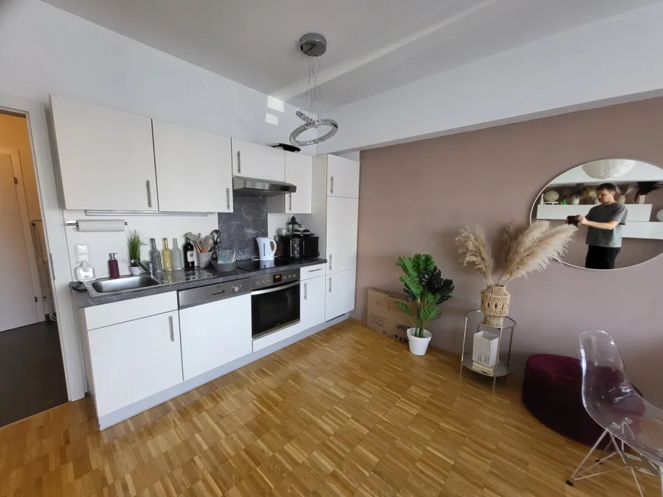 2 Zimmer mit großer Terrasse - !Preishit! - Bild