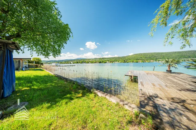 Exklusives Badeparadies am Wörthersee: Ihr privates Refugium mit Seezugang und Waldidylle - Bild
