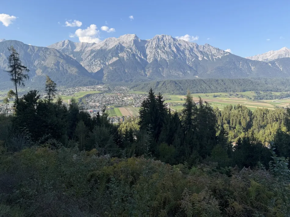 Eine Aussicht zum Verlieben: voll erschlossener Baugrund € 600.- pro m² ! - Titelbild