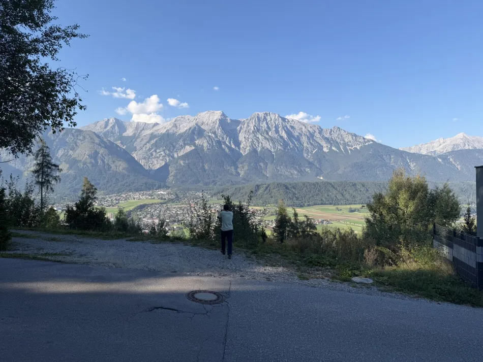 Eine Aussicht zum Verlieben: voll erschlossener Baugrund € 600.- pro m² ! - Bild