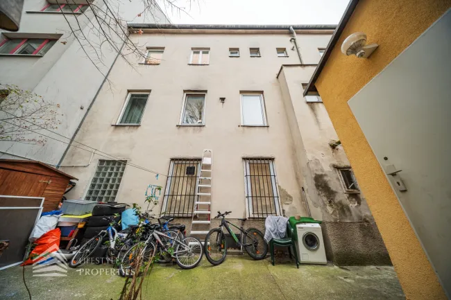 Sanierungsbedürftiges Zinshaus mit vorhandener Studie, Nähe Meidling Banhof - Titelbild