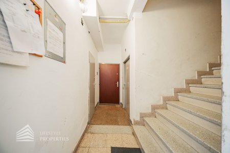 Sanierungsbedürftiges Zinshaus mit vorhandener Studie, Nähe Meidling Banhof