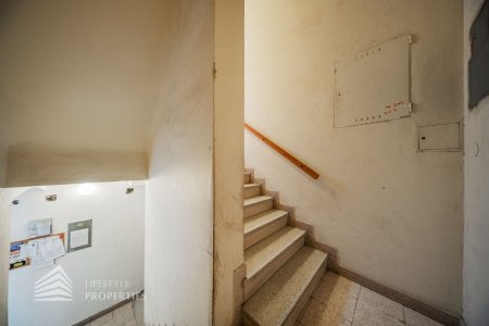 Sanierungsbedürftiges Zinshaus mit vorhandener Studie, Nähe Meidling Banhof