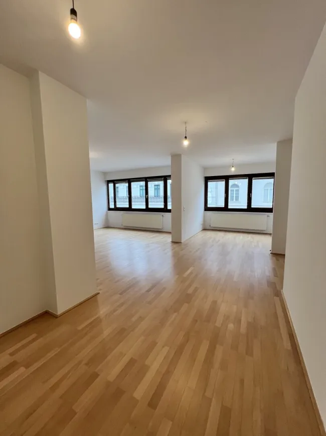 Familien Apartment - Großzügige 4 Zimmer Wohnung nahe Stadtpark - Bild