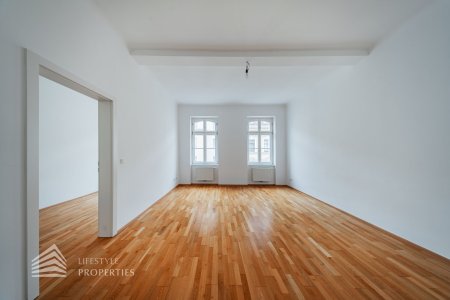 Helle 2-Zimmer Wohnung, Nähe Landstraße Hauptstraße