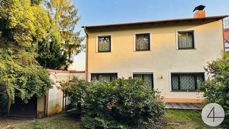 Wohnen im Grünen | Liegenschaft auf 2.700 m² Grundstück - Bild