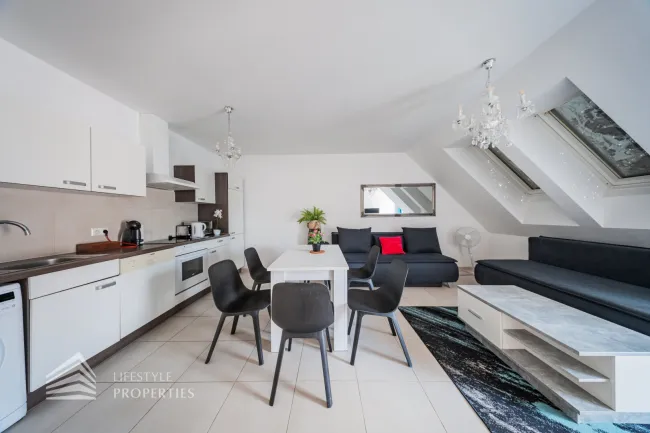 Apartmenthaus mit 16 Apartments, 21 Stellplätze und 2 Geschäftslokalen, Nähe Flughafen Wien - Bild