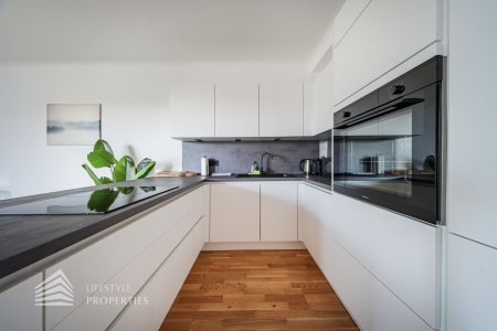Stilvolle Helle 3-Zimmer-Wohung mit Loggia nähe Donaukanal