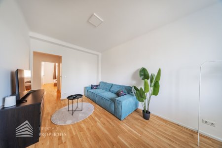 Wunderschöne 3-Zimmerwohnung mit Loggia, Nähe Parkanlage Gaußplatz