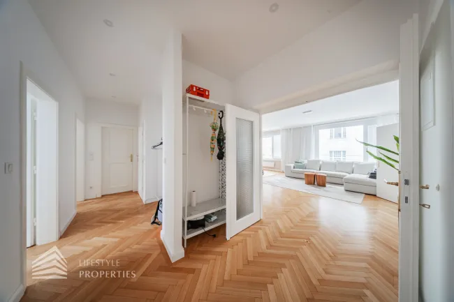 Traumhafte 5-Zimmerwohnung, Nähe Schloss Belvedere - Bild
