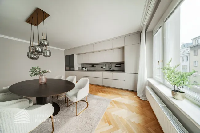Traumhafte 5-Zimmerwohnung, Nähe Schloss Belvedere - Bild