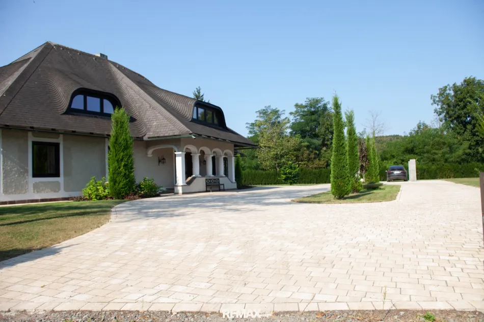 Traumhafter Landsitz in der Südoststeiermark! Ihre Ruheoase im Thermen- und Vulkanland! - Bild