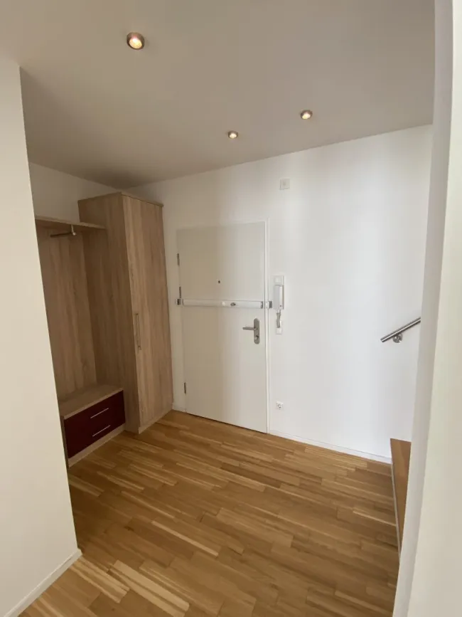 Exklusive Dachgeschoß - Maisonette mit Terrasse in zentraler Lage im 18. Bezirk - Bild