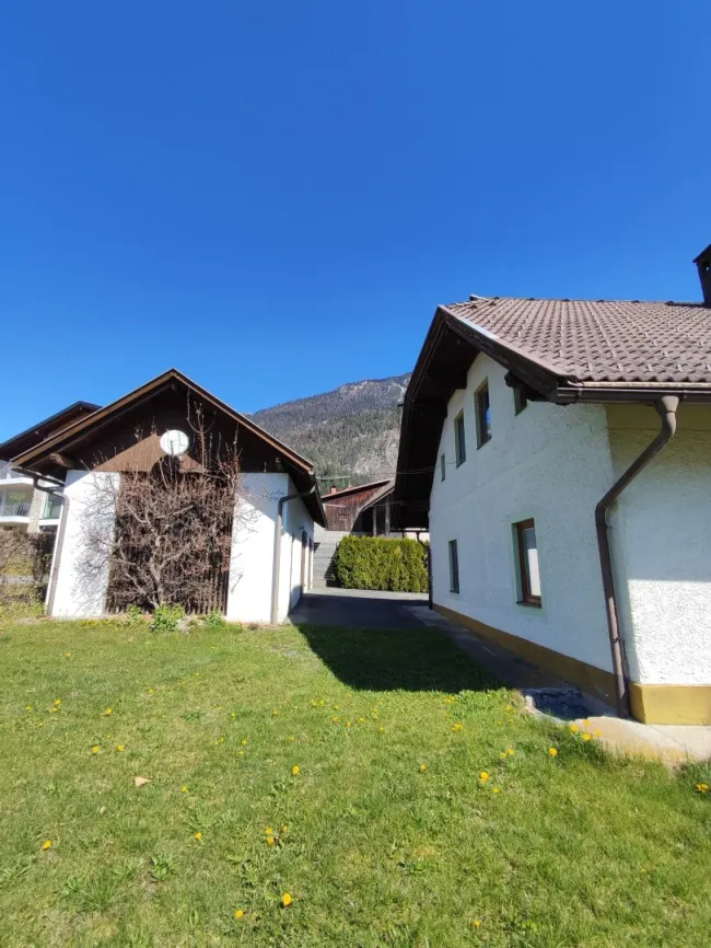 Entkernte Immobilie mit viel Gartenfläche - Bild