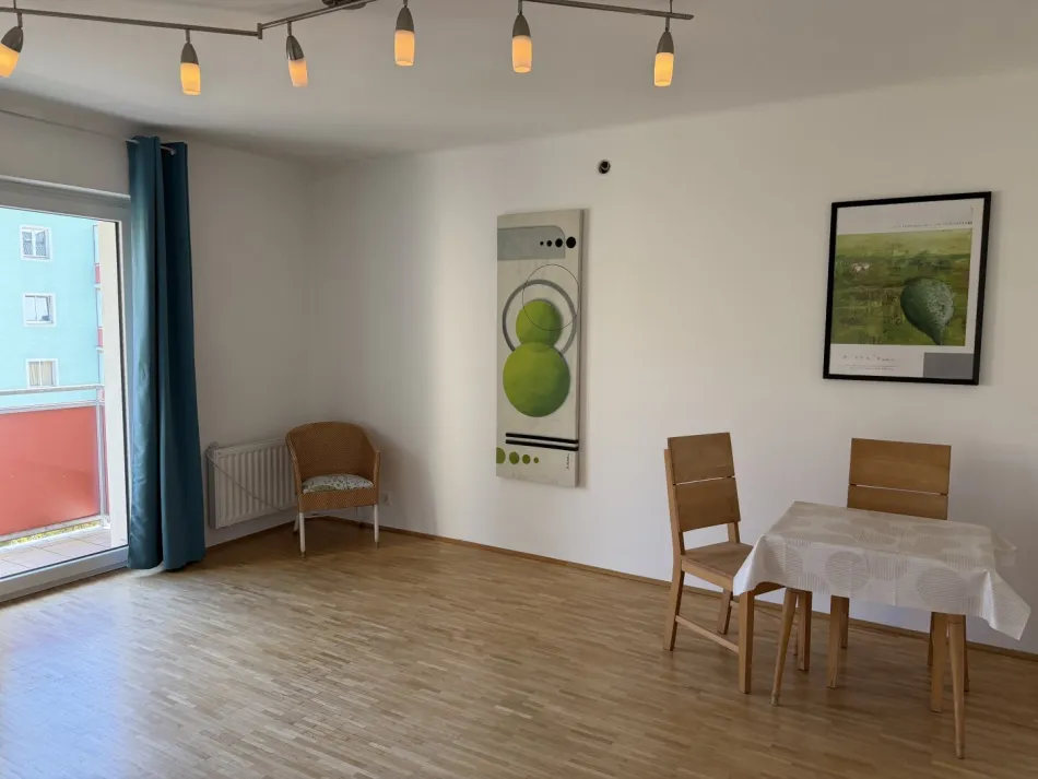 Gemütliche 1-Zimmer-Wohnung mit Balkon in Zentrumsnähe! - Bild