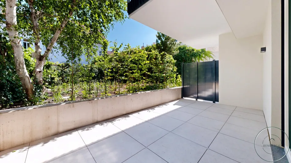 Smartes Wohnen auf Zeit - Erstklassiges City-Pied-à-terre mit Innenhof-Terrasse - Bild