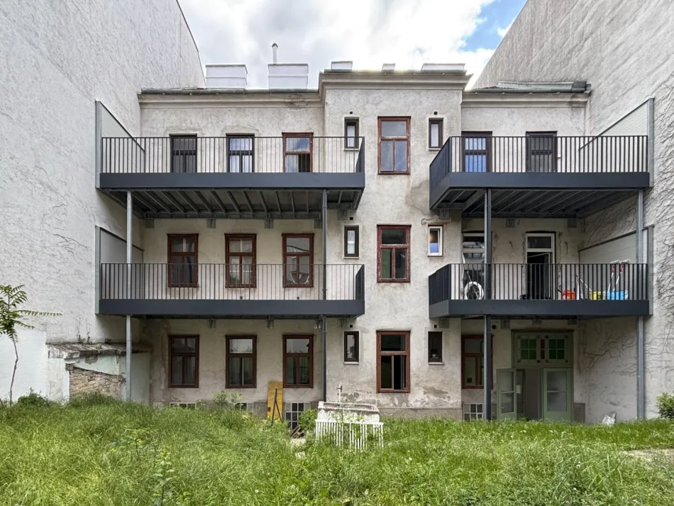 Altbaucharme mit eigenem Garten – sanierungsbedürftige Einheiten mit vielseitigem Potenzial - Bild