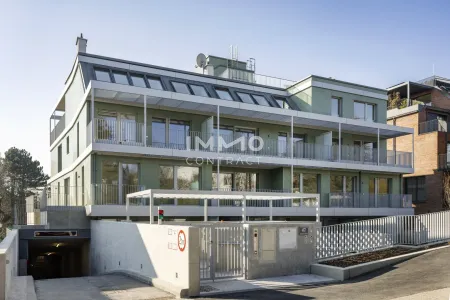 Außenansicht Haus Straßenseite