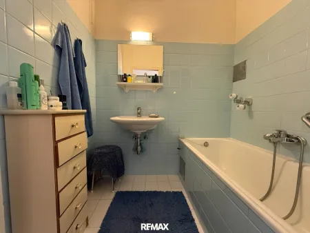 Badezimmer mit Wanne