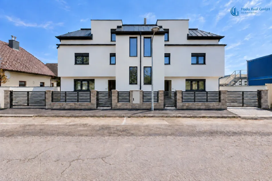 Schlüsselfertiger Erstbezug in Wien-Liesing – 5 Zimmer, Eigengarten, Dachterrasse & Stellplatz - Titelbild