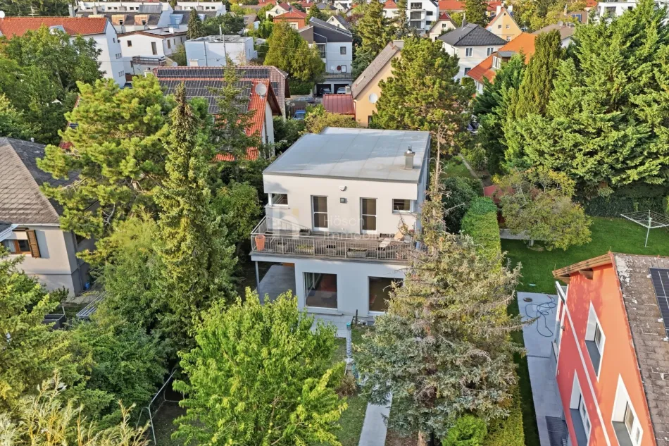 Ihr Familienzuhause in Perchtoldsdorf – Garten, Terrasse und private Sauna - Bild