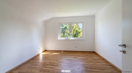 Weiteres Zimmer OG