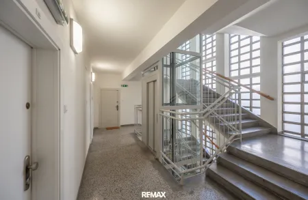 Stiegenhaus Verkaufsobjekt