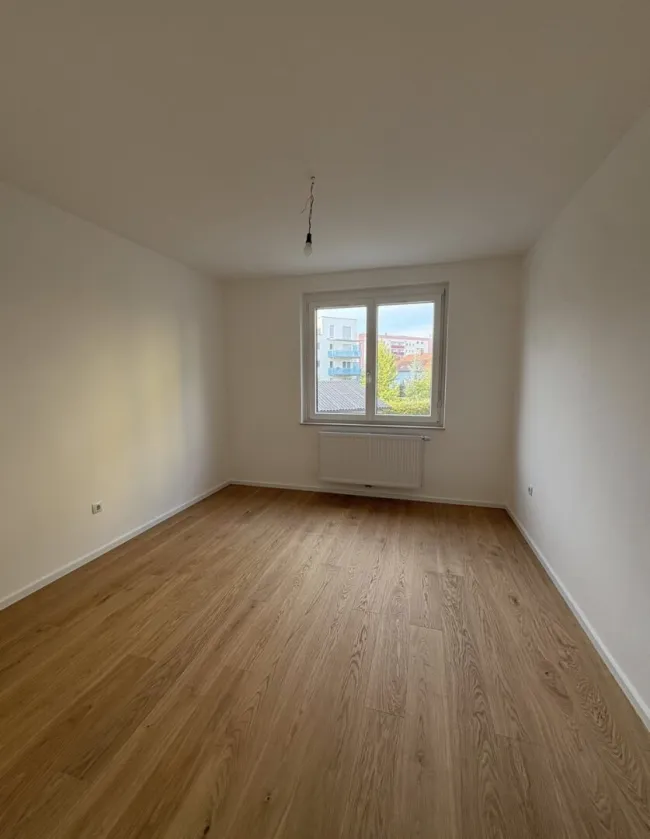 Erstbezug 4-Zimmer-Wohnung mit Balkon & Stellplatz in 8042 Graz - Bild