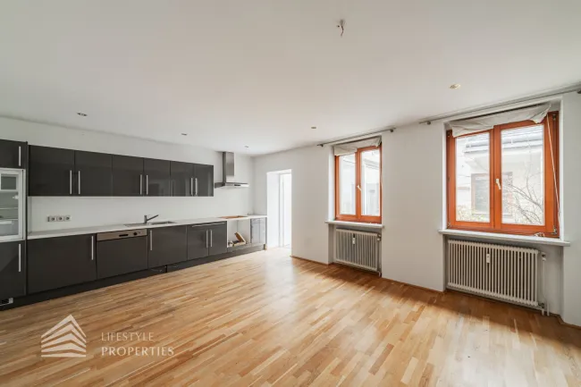 Bestandsfreies Gründerzeit-Zinshaus mit bewilligtem Ausbau-Potential, Nähe Wilhelminenberg - Bild