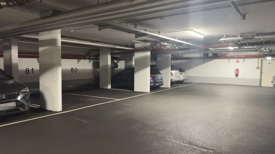 Tiefgaragenstellplätze in AKH-Nähe – Wilhelm-Exner-Gasse, 1090 Wien - Bild
