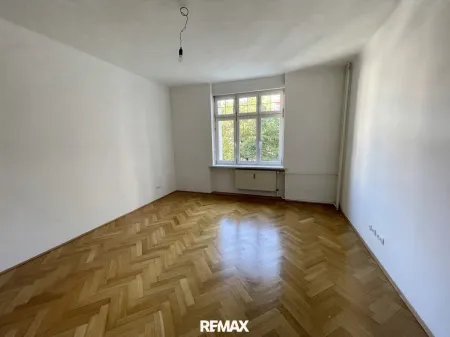 Wohn-/Schlafzimmer