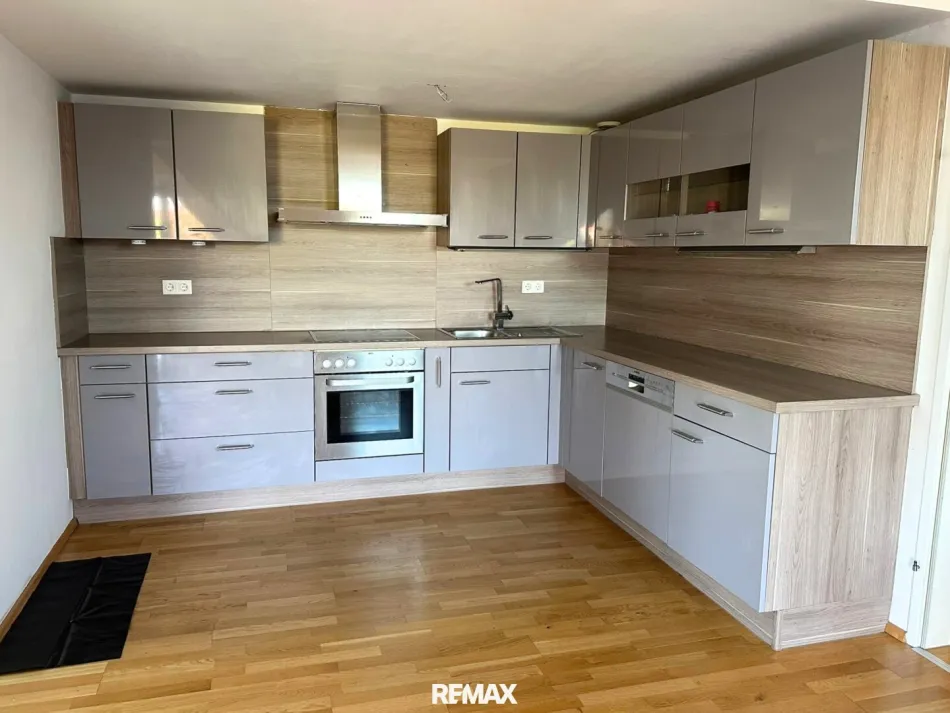 NEUWERTIGE 3-ZIMMER DG-WOHNUNG in Baden mit Garten, Balkon & Garage – 106m² Lebensqualität! - Bild