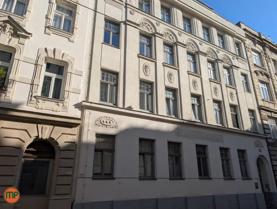 42 m² mit Stil – Einzigartige Anlegerwohnung im Brunnenviertel - Bild