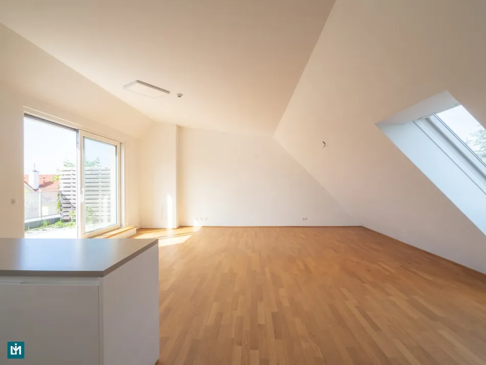 Großzügige 2-Zimmer-Dachgeschosswohnung mit zwei Süd-Terrassen in absoluter Ruhelage - Bild