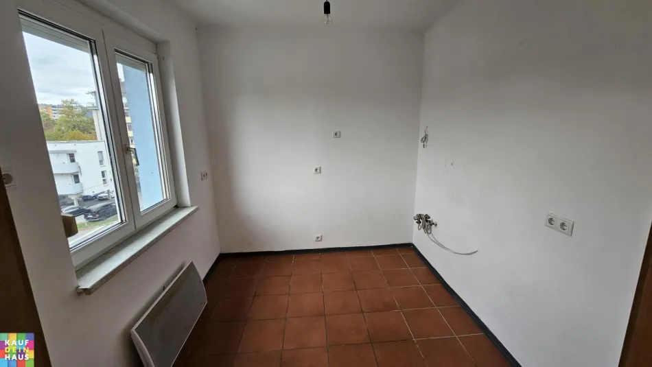 KASERNSTRASSE 19! GÜNSTIGE 2-ZIMMERWOHNUNG! - Bild