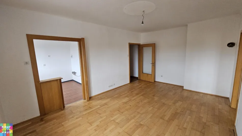 KASERNSTRASSE 19! GÜNSTIGE 2-ZIMMERWOHNUNG! - Bild
