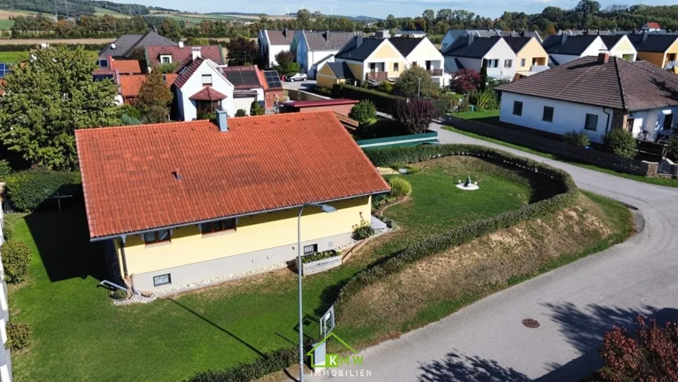 Modernes Wohnen in Kapelln – TOP-gepflegtes Einfamilienhaus mit besonderem Wohncharakter - Bild
