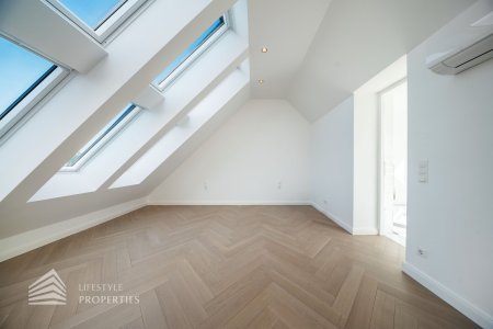 Exklusive 3-Zimmer DG-Wohnung, Nähe Pötzleinsdorfer Schlosspark by Lifestyle Properties, Stock-im-Eisen-Platz 3