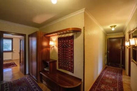 Vorraum mit Garderobe